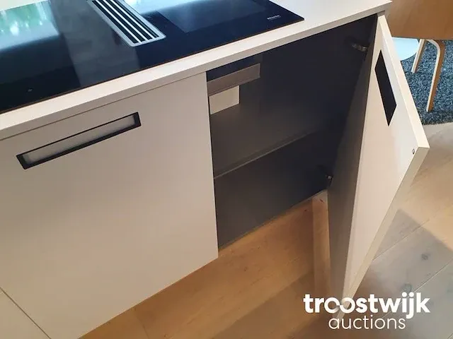 Toonzaalkeuken (c) - afbeelding 2 van  17