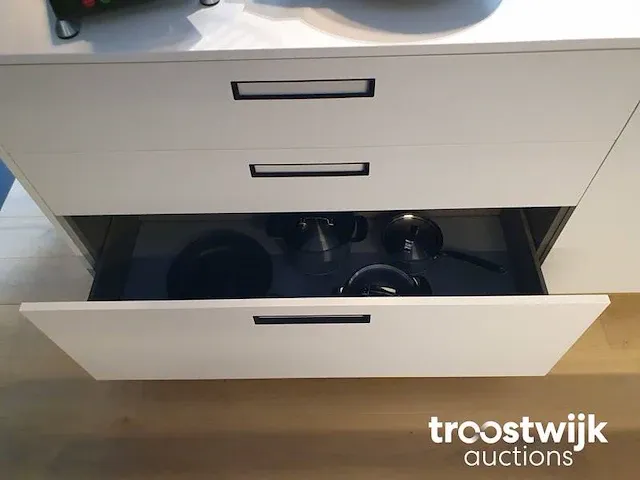 Toonzaalkeuken (c) - afbeelding 15 van  17