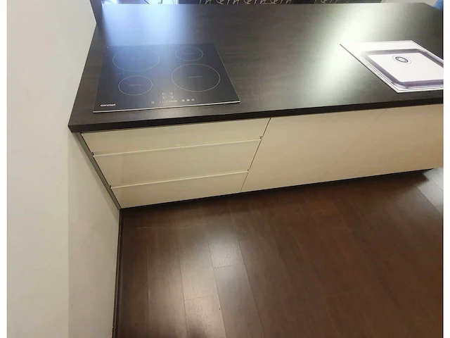 Toonzaalkeuken in bouwpakket - afbeelding 8 van  13