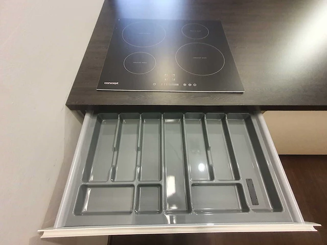 Toonzaalkeuken in bouwpakket - afbeelding 12 van  13