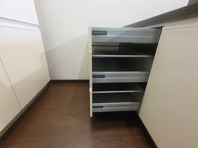 Toonzaalkeuken in bouwpakket - afbeelding 13 van  13