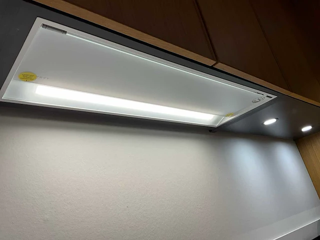 Toonzaalkeuken next125 met miele apparatuur - afbeelding 26 van  38
