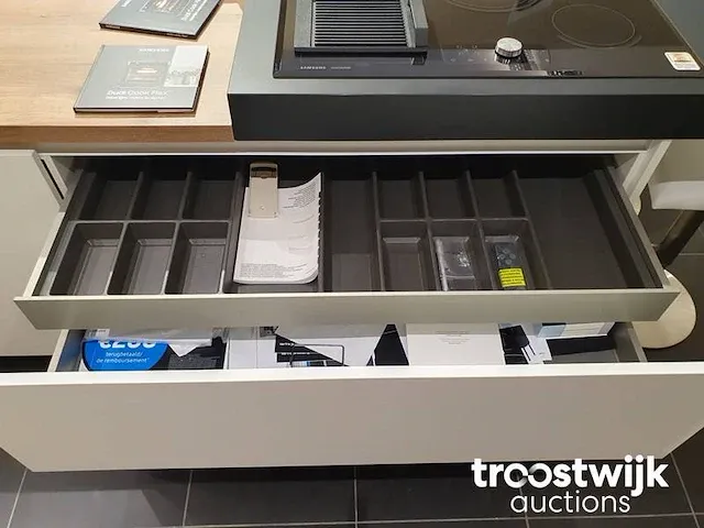 Toonzaalkeuken - afbeelding 21 van  26