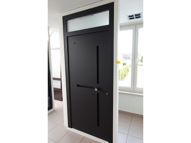 Toonzaalmodel deur - afbeelding 1 van  5