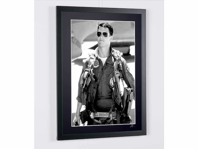 Top gun (1986) - tom cruise (lt. pete "maverick" . - fine art fotografie - luxe houten lijst 70x50 cm - gelimiteerde oplage van 30 stuks - afbeelding 3 van  7