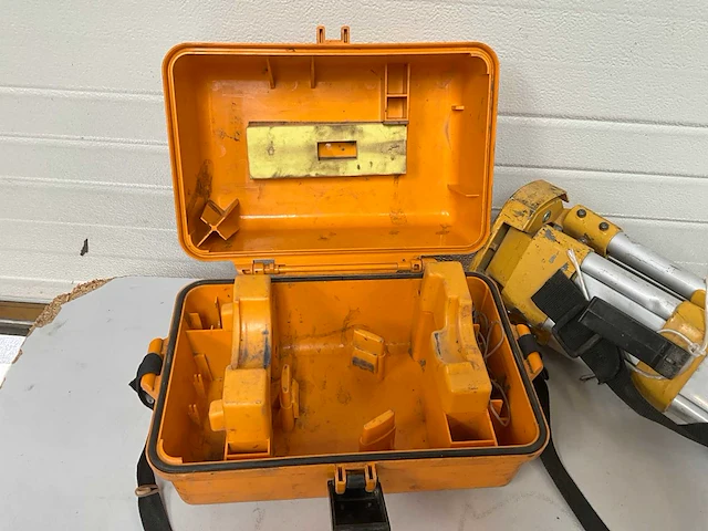 Topcon at-g6 waterpas toestel - afbeelding 6 van  8