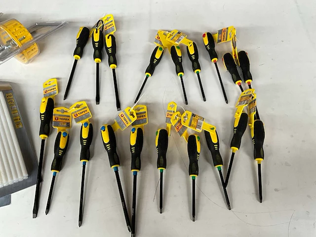 Topex mix kavel diverse handgereedschap en accessoires - afbeelding 2 van  9