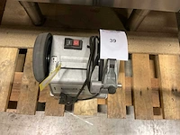 Tormek t-2 slijpmachine - afbeelding 2 van  4