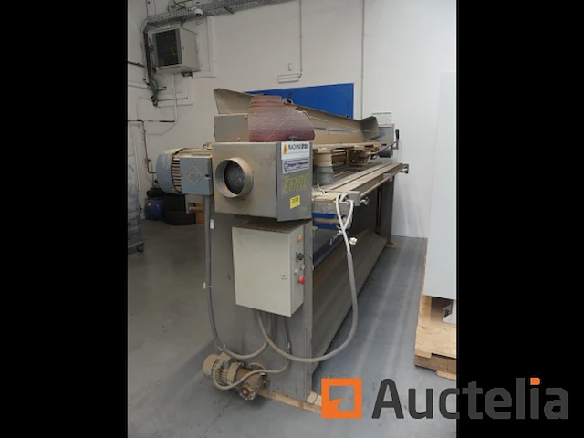 Tornado 300 breedbandschuurmachine - afbeelding 2 van  7