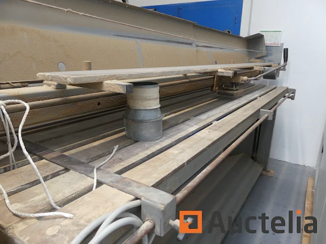 Tornado 300 breedbandschuurmachine - afbeelding 7 van  7