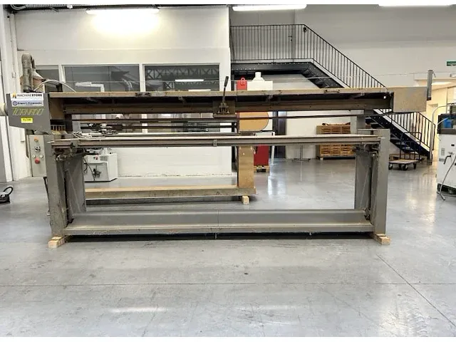 Tornado 300 langbandschuurmachine - afbeelding 2 van  9