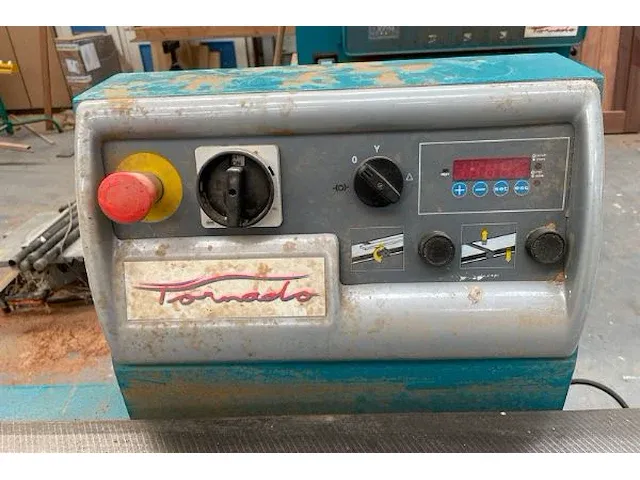 Tornado griggio vlakschaafmachine - afbeelding 4 van  10