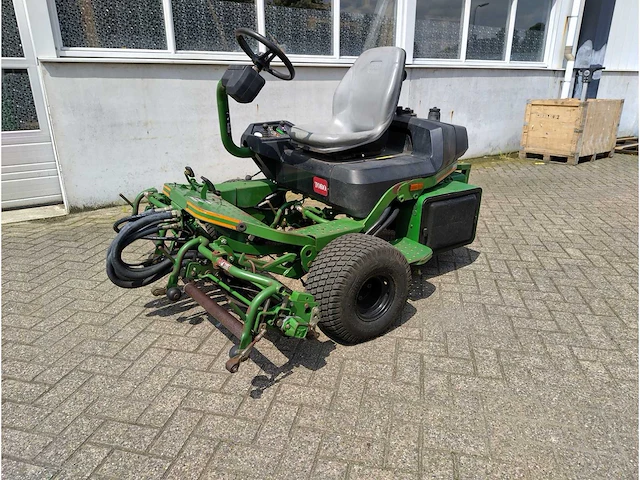 Toro - greenmaster 3250-d - zitmaaier - afbeelding 1 van  26