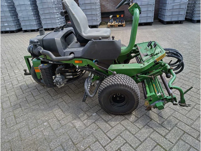 Toro - greenmaster 3250-d - zitmaaier - afbeelding 23 van  26