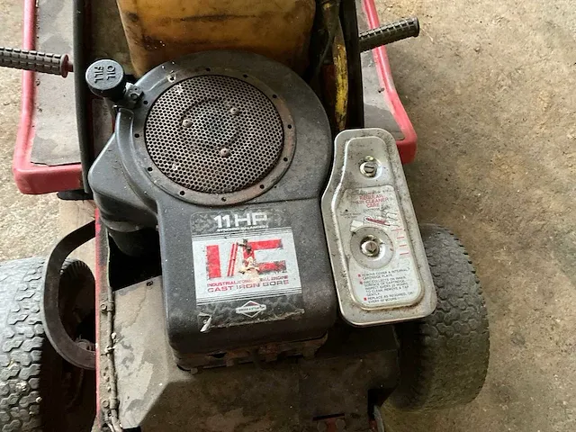 Toro 57360 zitmaaier - afbeelding 11 van  13