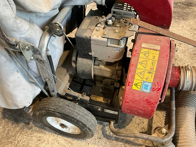 Toro bladzuiger met benzinemotor - afbeelding 2 van  12