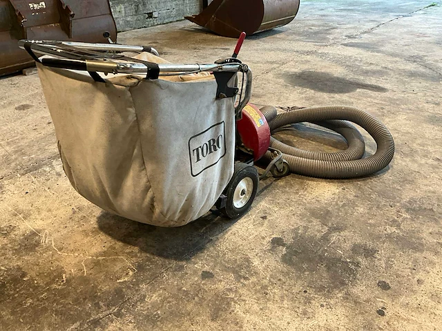 Toro bladzuiger met benzinemotor - afbeelding 6 van  12