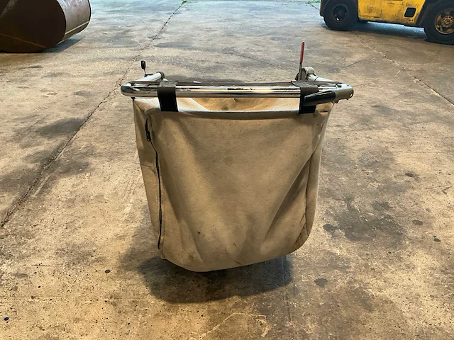 Toro bladzuiger met benzinemotor - afbeelding 7 van  12