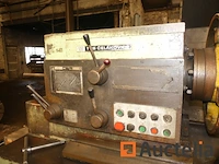 Tos sus 80 digitale metalen draaibank - afbeelding 3 van  14