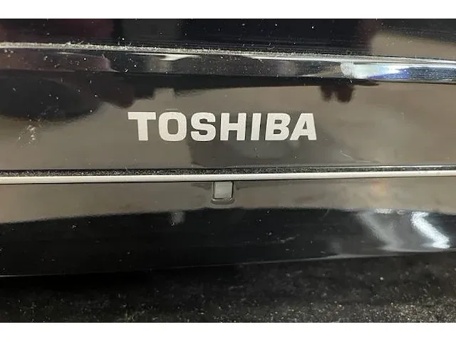 Toshiba lcd tv - afbeelding 4 van  9