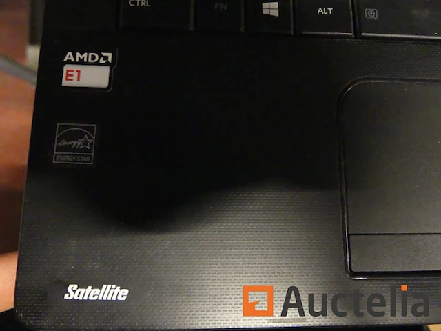 Toshiba satelliet laptop - afbeelding 5 van  6