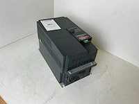 Toshiba vf-s15 vfs15-4150pl-w frequentieregelaar - afbeelding 1 van  6