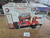 Total garage - afbeelding 1 van  3