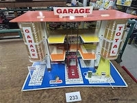 Total garage - afbeelding 1 van  5