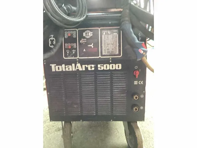 Totalarc 5000 mig lasapparaat met dubbele draadaanvoer eenheid en 2 gasfleshouders - afbeelding 3 van  7