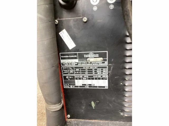 Totalarc 5000 mig lasapparaat met dubbele draadaanvoer eenheid en 2 gasfleshouders - afbeelding 7 van  7