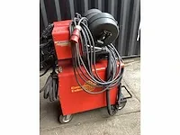 Totalarc 5000 mig lasapparaat met dubbele draadaanvoer eenheid en 2 gasfleshouders - afbeelding 1 van  7