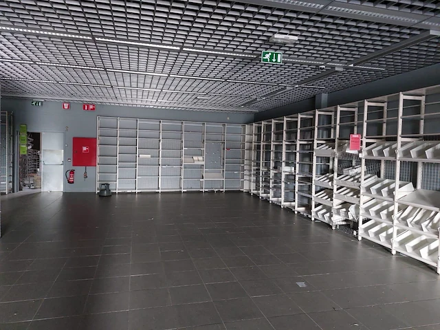 Totale infrastructuur en winkelmateriaal casa - afbeelding 7 van  26
