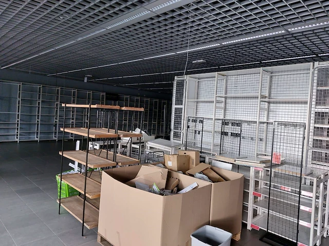 Totale infrastructuur en winkelmateriaal casa - afbeelding 10 van  26