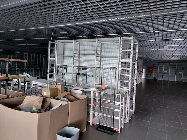 Totale infrastructuur en winkelmateriaal casa - afbeelding 11 van  26