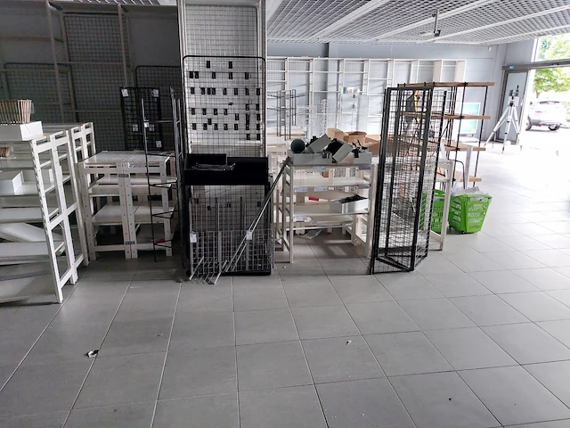 Totale infrastructuur en winkelmateriaal casa - afbeelding 1 van  26