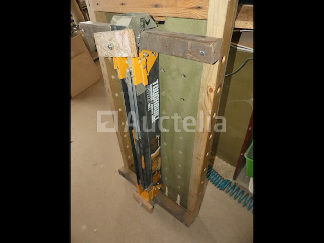 Toughbuild c700 opvouwbare werkbank - afbeelding 4 van  6