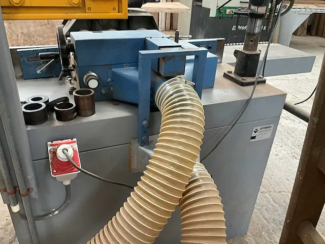 Toupie/freesbewerkingsmachine vertongen t04 - afbeelding 11 van  22