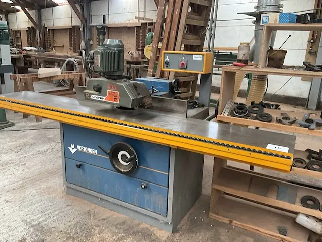 Toupie/freesbewerkingsmachine vertongen t04 - afbeelding 1 van  22