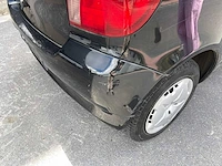 Toyota - 2000 - yaris - linea luna - personenauto - afbeelding 16 van  38