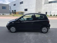 Toyota - 2000 - yaris - linea luna - personenauto - afbeelding 36 van  38