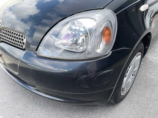 Toyota - 2000 - yaris - linea luna - personenauto - afbeelding 38 van  38