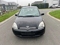 Toyota - 2000 - yaris - personenauto - afbeelding 15 van  19