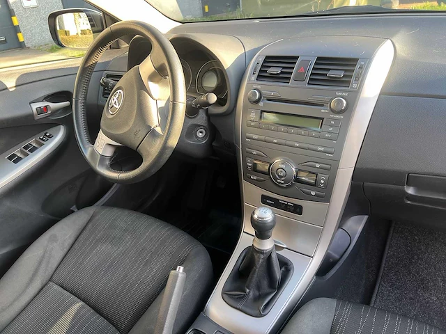 Toyota - 2008 - corolla - personenauto - afbeelding 15 van  21