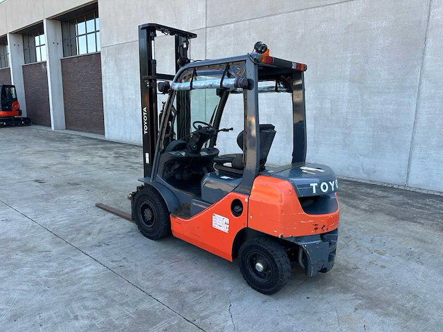 Toyota - 2012 - 02-8fdf-20 - vorkheftruck - afbeelding 37 van  40