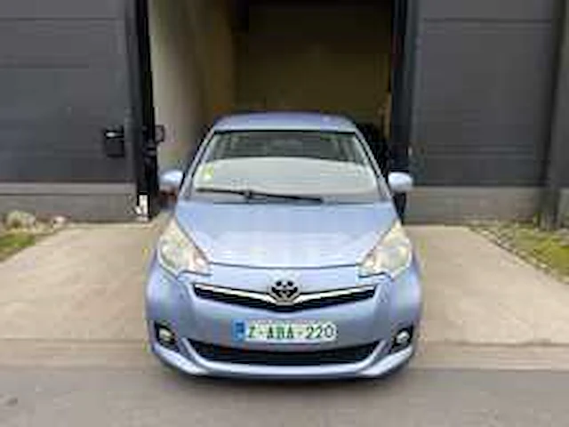 Toyota - 2013 - verso-s - verso-s - personenauto - afbeelding 12 van  24