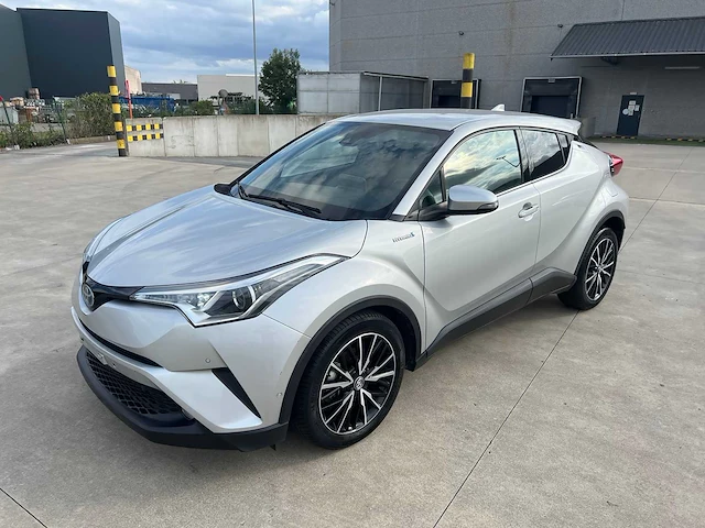 Toyota - 2017 - chr - hybride - personenauto - afbeelding 12 van  26