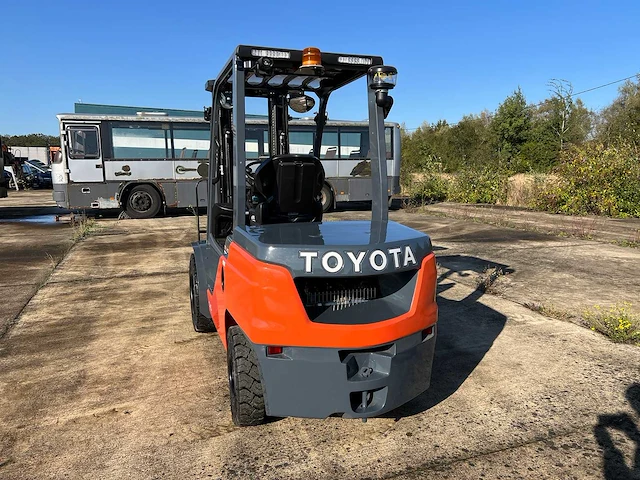 Toyota - 2022 - tonero 35 - vorkheftruck - nieuw - 2uur - weegsysteem - afbeelding 44 van  47
