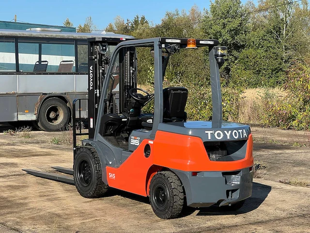 Toyota - 2022 - tonero 35 - vorkheftruck - nieuw - 2uur - weegsysteem - afbeelding 45 van  47