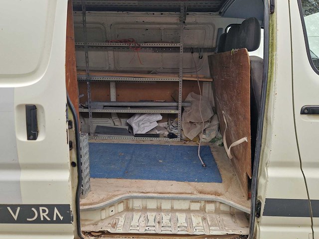 Toyota - 3 seater diesel van - hiace - van - afbeelding 4 van  18