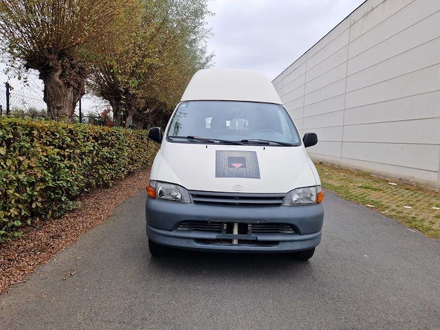 Toyota - 3 seater diesel van - hiace - van - afbeelding 11 van  18